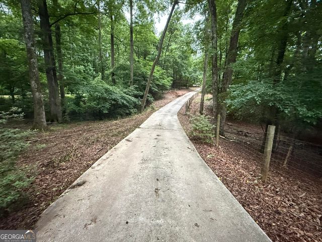 2526 Hancock Road, Social Circle, GA 30025
