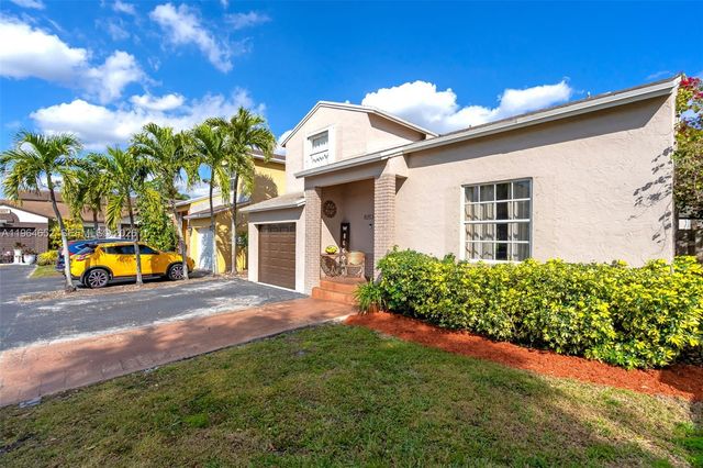 8253 NW 192nd Ter, Hialeah, FL 33015