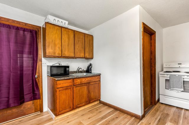 11 Cleveland Street, Rochester, NH 03867