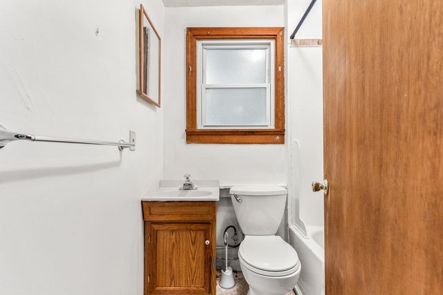 11 Cleveland Street, Rochester, NH 03867