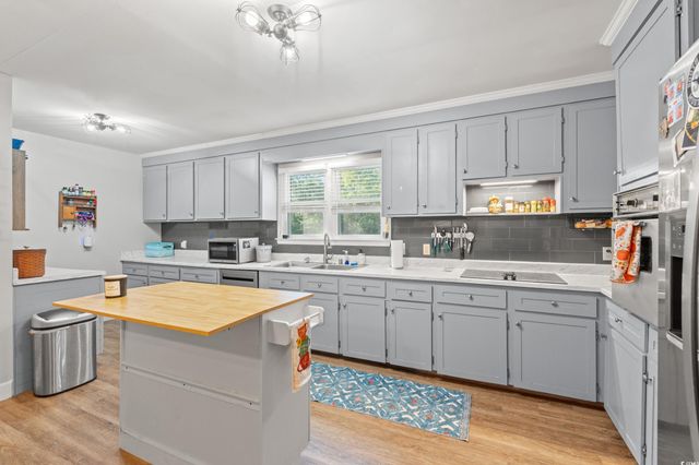 406 S Rosemary Ave., Andrews, SC 29510