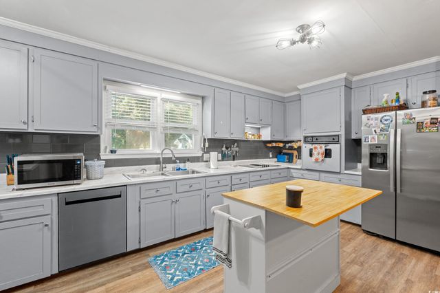 406 S Rosemary Ave., Andrews, SC 29510