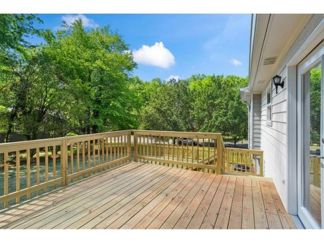 4899 Hawk Trail NE, Marietta, GA 30066