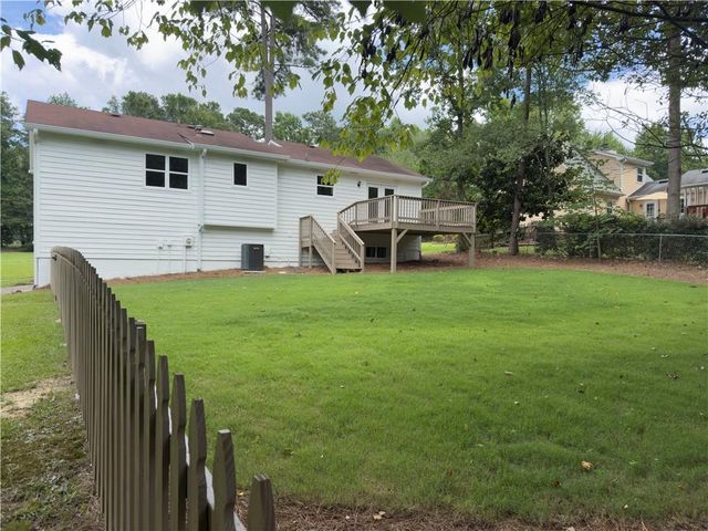 4899 Hawk Trail NE, Marietta, GA 30066