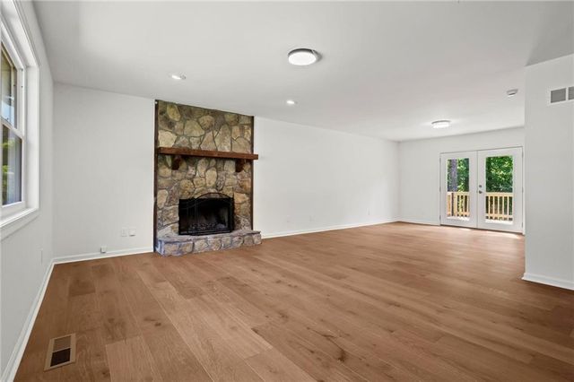 4899 Hawk Trail NE, Marietta, GA 30066