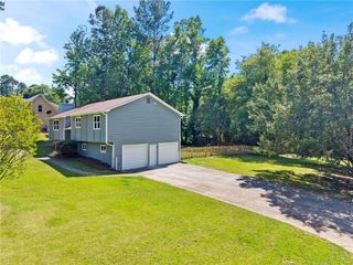 4899 Hawk Trail NE, Marietta, GA 30066