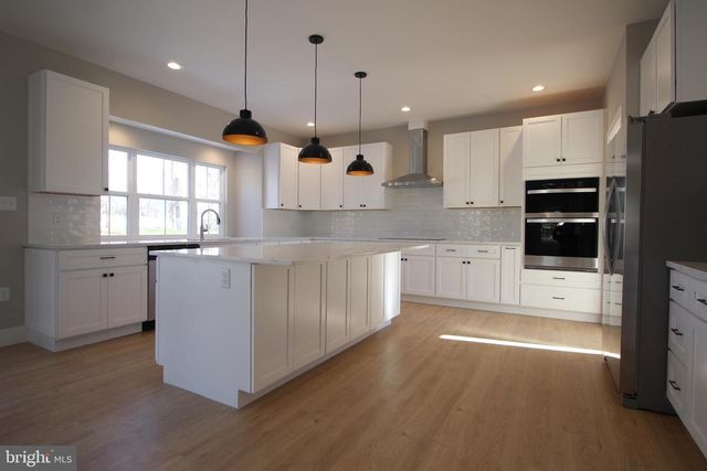 224 MILL RACE DR, Winchester, VA 22602