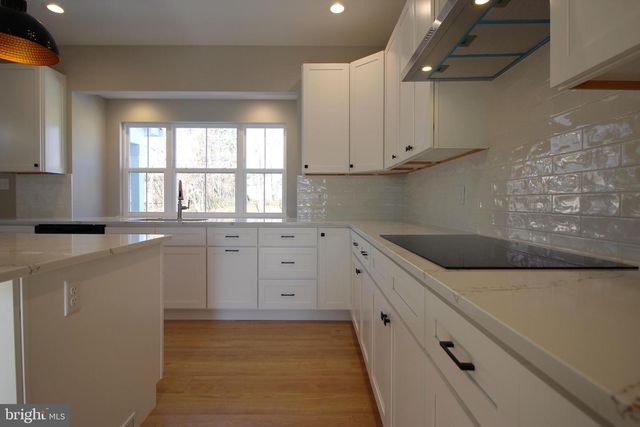 224 MILL RACE DR, Winchester, VA 22602