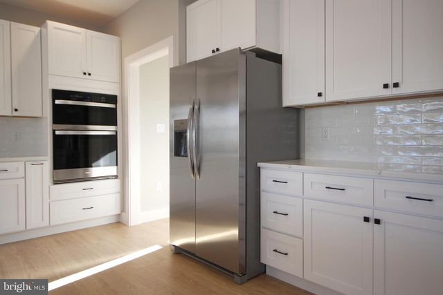 224 MILL RACE DR, Winchester, VA 22602