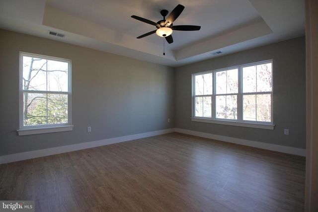 224 MILL RACE DR, Winchester, VA 22602