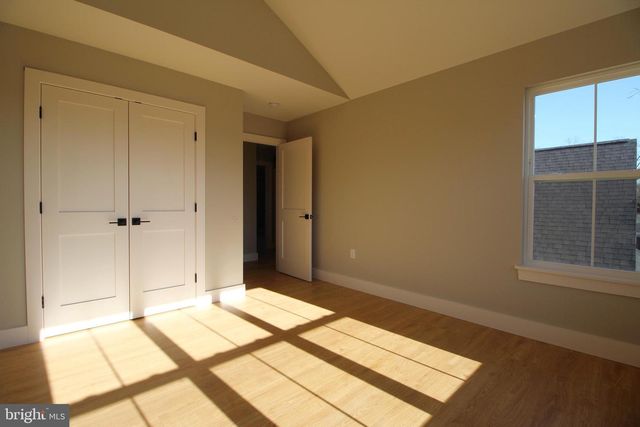 224 MILL RACE DR, Winchester, VA 22602