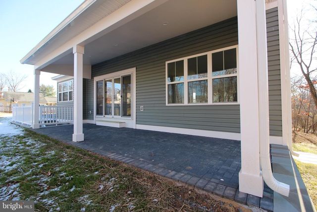 224 MILL RACE DR, Winchester, VA 22602