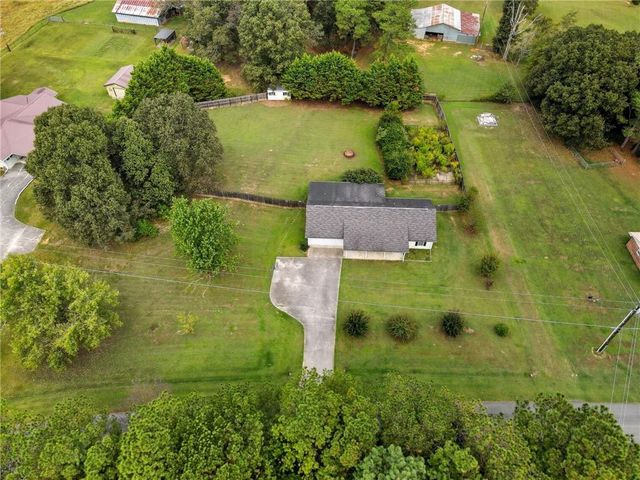 257 Knot SE Road, Adairsville, GA 30103
