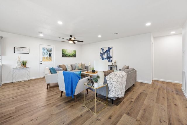 18988 Horseshoe Drive, Nevada, TX 75173