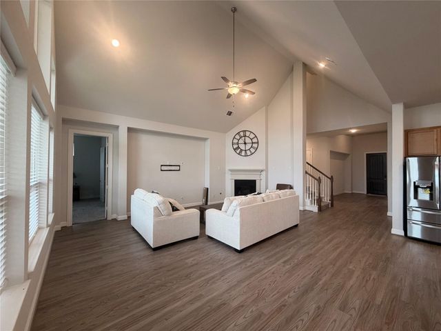 6610 Lake Oasis Drive, Katy, TX 77493