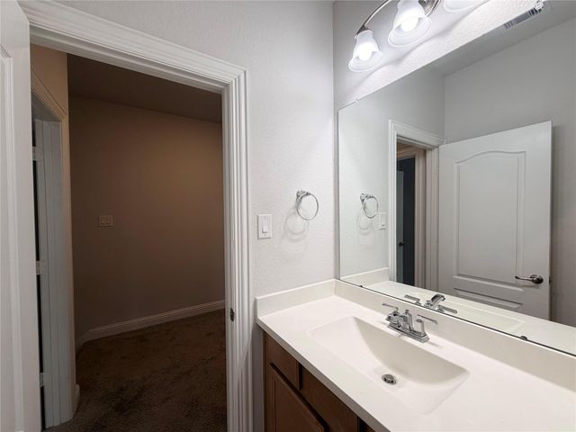 6610 Lake Oasis Drive, Katy, TX 77493