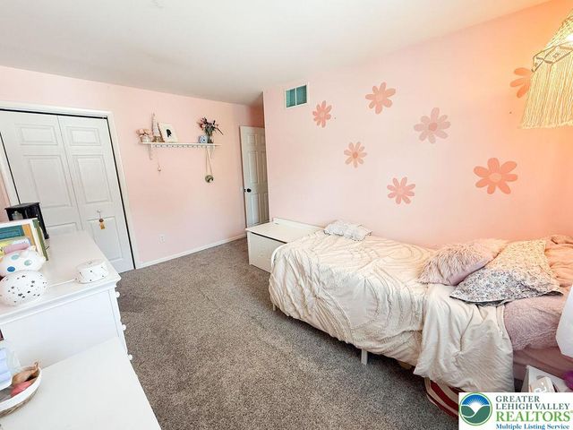 4161 Newport Drive, Emmaus Boro, PA 18049