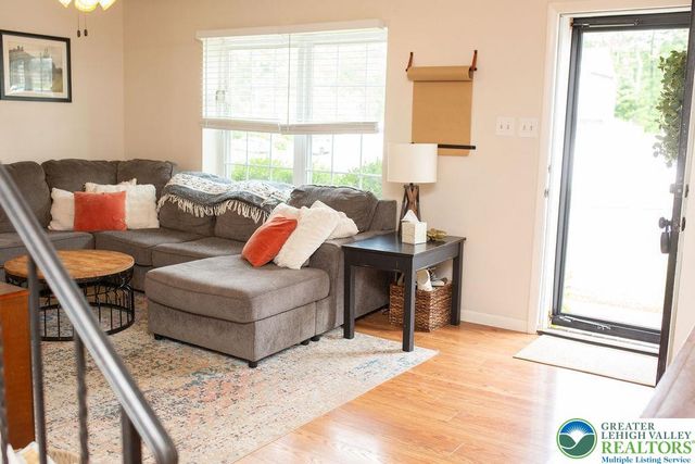 4161 Newport Drive, Emmaus Boro, PA 18049
