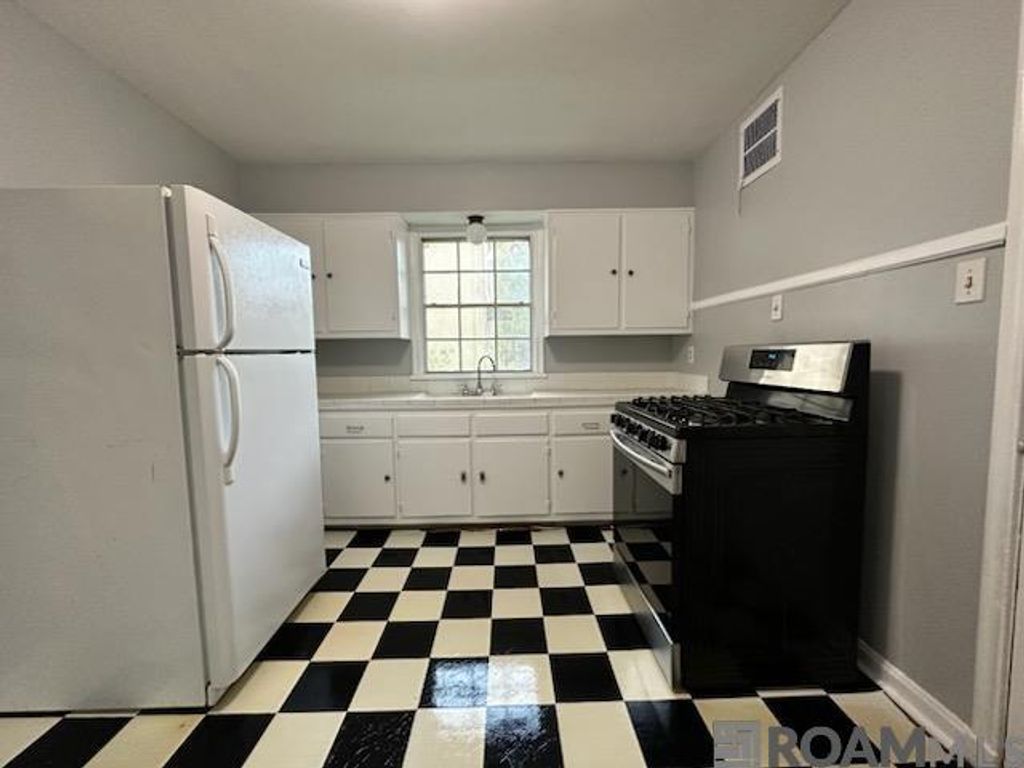 2547 Olive St, Baton Rouge, LA 70806