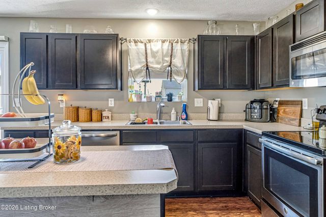 7050 Beamtree Dr, Shelbyville, KY 40065