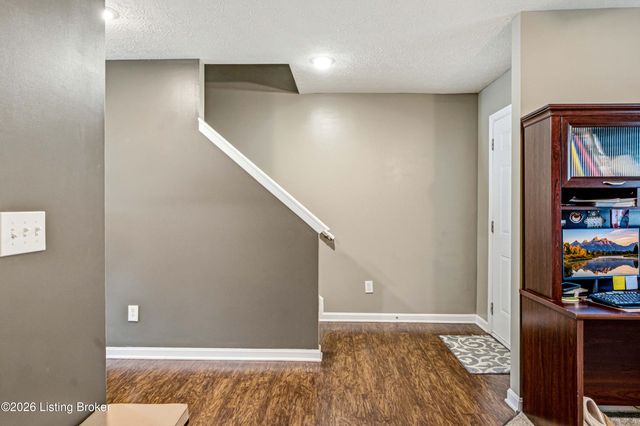 7050 Beamtree Dr, Shelbyville, KY 40065