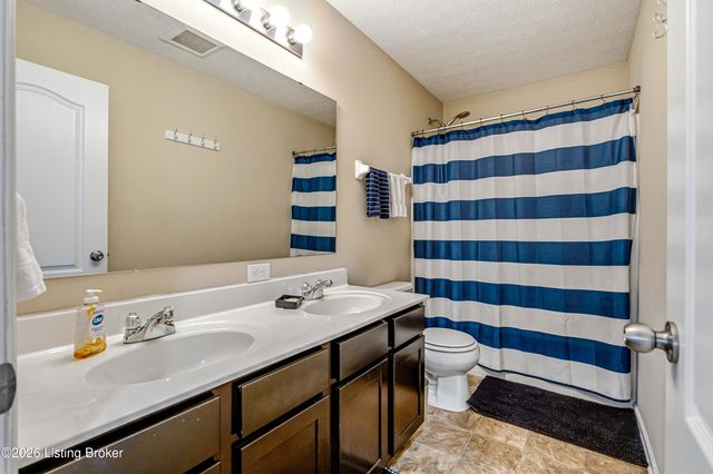 7050 Beamtree Dr, Shelbyville, KY 40065