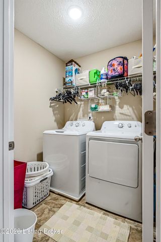7050 Beamtree Dr, Shelbyville, KY 40065