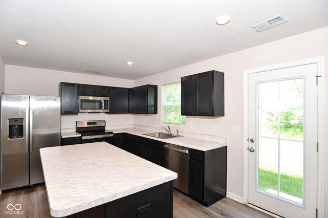 1392 Cascades Drive, Greenfield, IN 46140