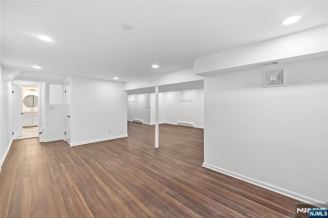 710 Tulip Place, River Vale, NJ 07675