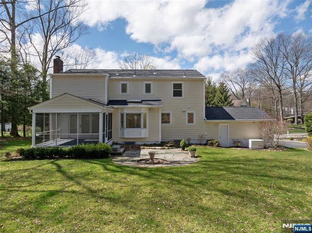 710 Tulip Place, River Vale, NJ 07675