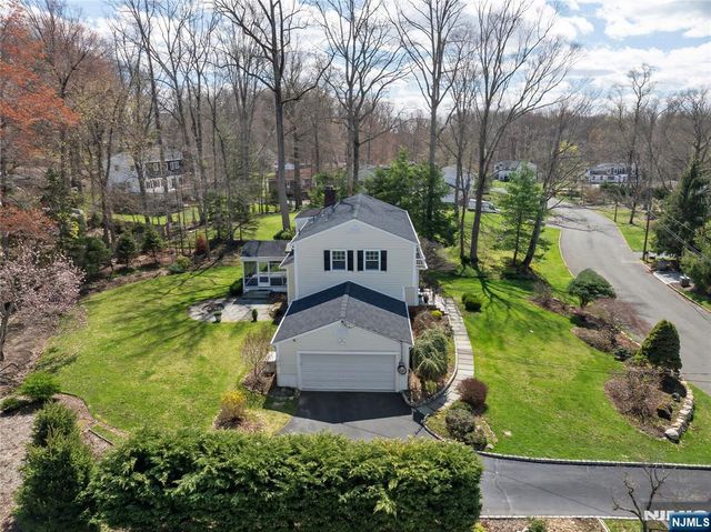 710 Tulip Place, River Vale, NJ 07675