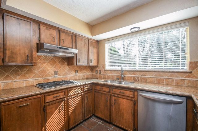 3611 W Creek Club Dr, Missouri City, TX 77459