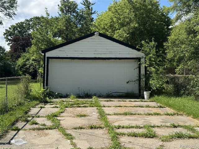 2418 Morris Street, Saginaw, MI 48601