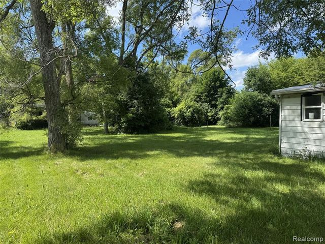 2418 Morris Street, Saginaw, MI 48601