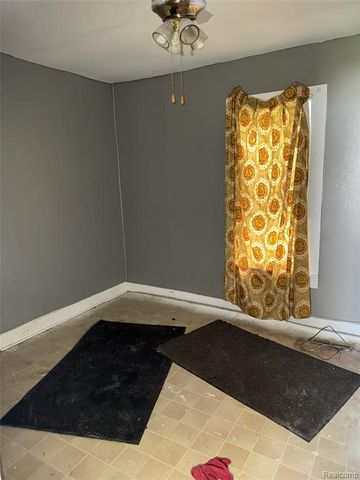 2418 Morris Street, Saginaw, MI 48601