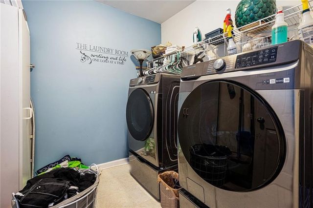 949 Yancey Court, Loganville, GA 30052