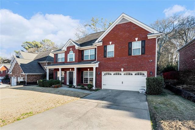 949 Yancey Court, Loganville, GA 30052