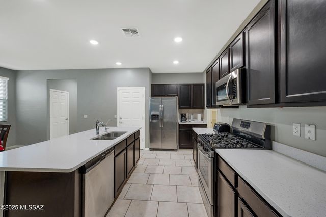 6524 S Calle Diablo Drive, Tucson, AZ 85757