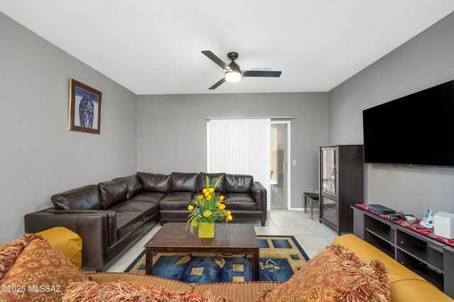 6524 S Calle Diablo Drive, Tucson, AZ 85757