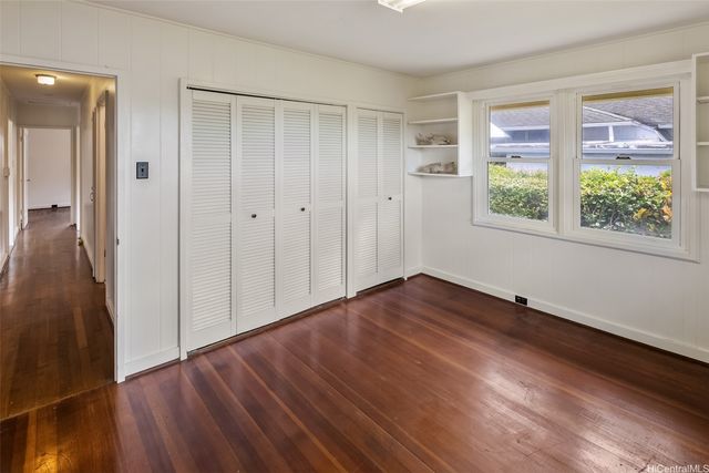 2815 Kahaloa Drive, Honolulu, HI 96822