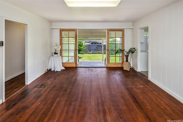 2815 Kahaloa Drive, Honolulu, HI 96822