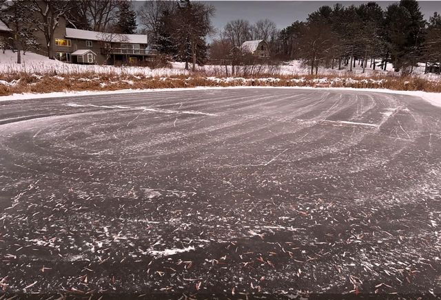 940 Brown Road S, Wayzata, MN 55391
