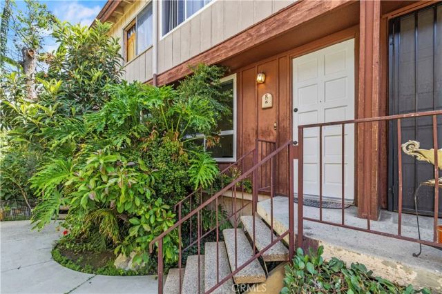 7320 Lennox Avenue D8, Van Nuys, CA 91405