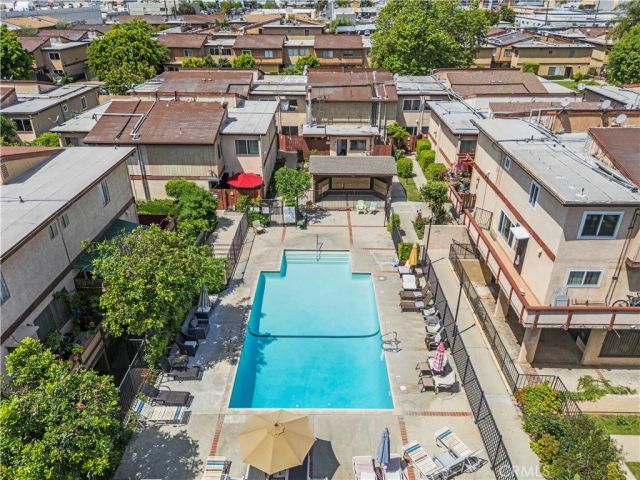 7320 Lennox Avenue D8, Van Nuys, CA 91405
