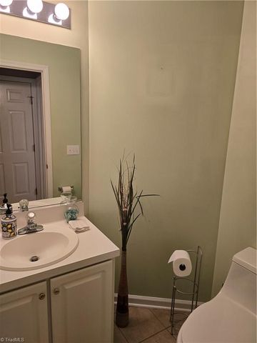 2837 Bridgeport Drive, Winston-salem, NC 27103
