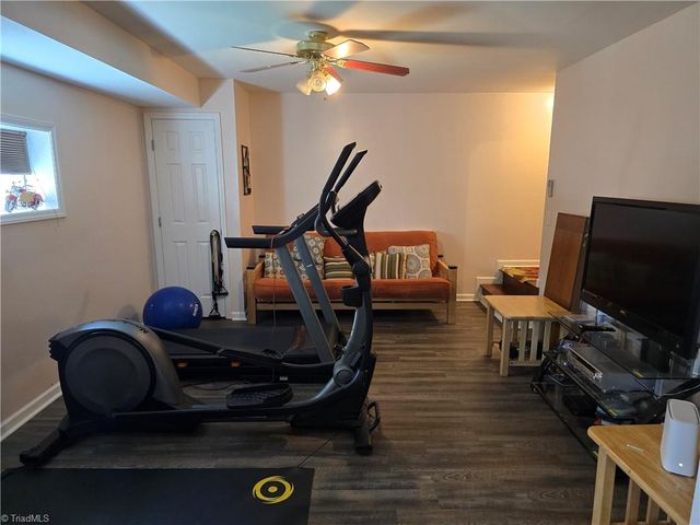 2837 Bridgeport Drive, Winston-salem, NC 27103