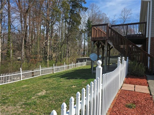 2837 Bridgeport Drive, Winston-salem, NC 27103