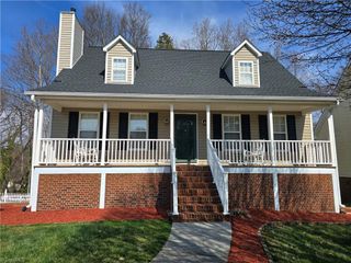 2837 Bridgeport Drive, Winston-salem, NC 27103