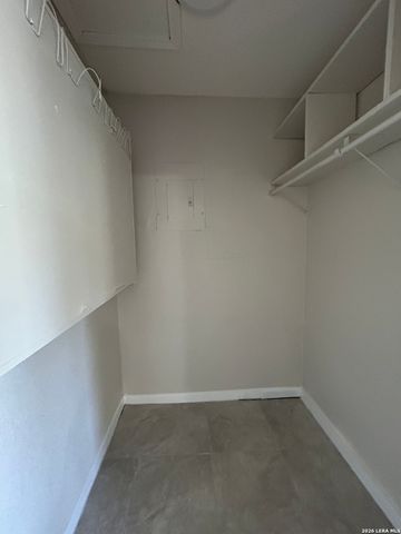 521 GLAMIS AVE, San Antonio, TX 78223