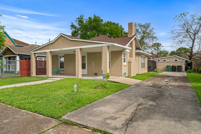 5217 Claremont Street, Houston, TX 77023